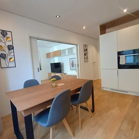 Old Town - Self Check- In Apartment